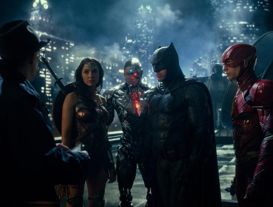 J.K.Simmons, Gal Gadot, Ray Fisher, Ben Affleck, Ezra Miller w filmie "Liga Sprawiedliwości". Polska premiera 17 listopada 2017 roku.