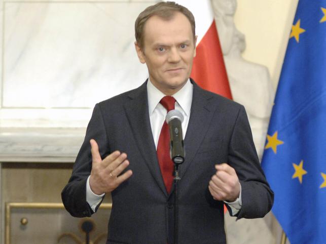 Tusk:Przekładamy wprowadzenie reform o rok