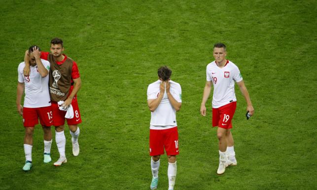 Dziurawa obrona, złe decyzje Nawałki, Polska pierwszym wielkim rozczarowaniem mundialu