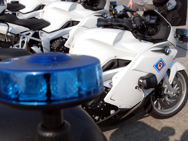 Warszawska policja dostała 11 nowych BMW K1200 Sport. Piraci są bez szans?