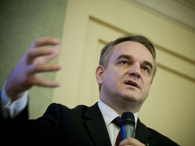 Pawlak: Ataki DZIENNIKA to insynuacja