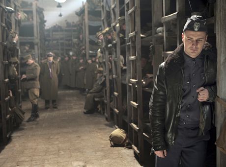 KATYN REZ. ANDRZEJ WAJDAFOT. PIOTR BUJNOWICZ / FABRYKA OBRAZU / ITI CINEMA