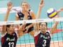 Hasselt, Belgia, 22.09.2007. Podwójny blok Polek Milerna Rosner (L) i Eleonora Dziękiewicz (P) w meczu z Czechami na mistrzostwach Europy siatkarek w w Hasselt, 22 bm. Z tyłu, przyczajona Małgorzata Glinka. (dw) PAP/EPA/JOHN THYS BELGIUM OUT