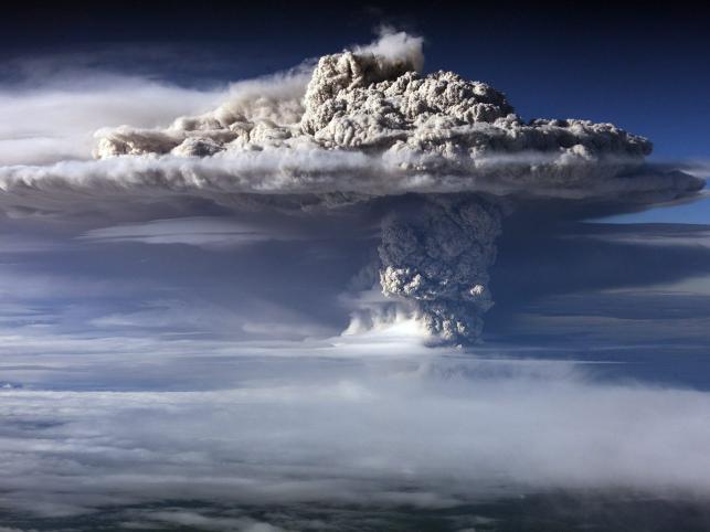 Erupcja wulkanu Puyehue-Cordon Caulle w Chile