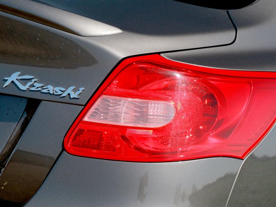 Suzuki kizashi
