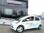 co stanowi ponad 72 procent wolumenu sprzedaży seryjnych samochodów elektrycznych w naszym kraju