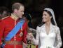 Ślubną kreację Kate Middleton, projektu Sarah Burton, również cechowały te same elementy. Wyraźną różnicę stanowił jedynie rozkloszowany dół ślubnej sukni księżnej