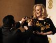 Adele wyróżniono m.in. za nagranie i piosenkę roku za Rolling In The Deep
