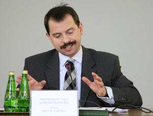 Zawisza: Słuchacze Tuska grillują, patrioci - gwiżdżą
