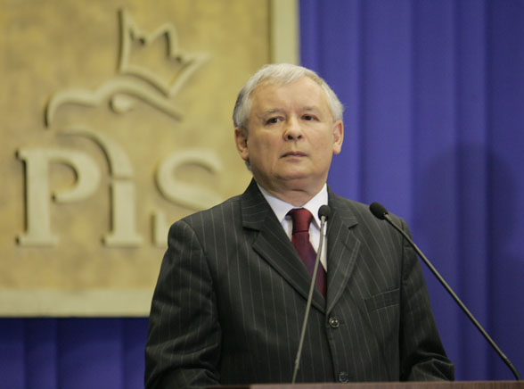 PiS zmieni statut. Na tajnym kongresie