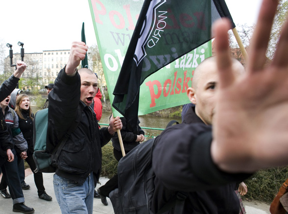 Szykuje się burda o Holokaust