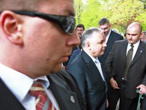 Lech Kaczyński pojedzie do Azji z własną ochroną