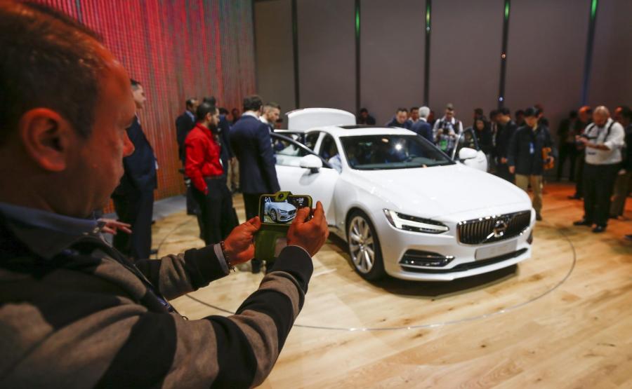 Volvo S90