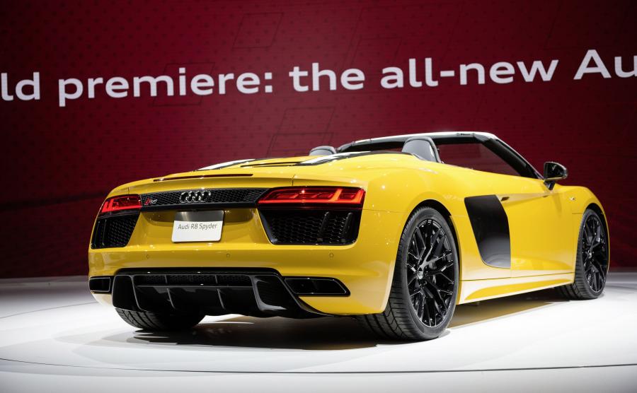 Audi R8 Spyder V10