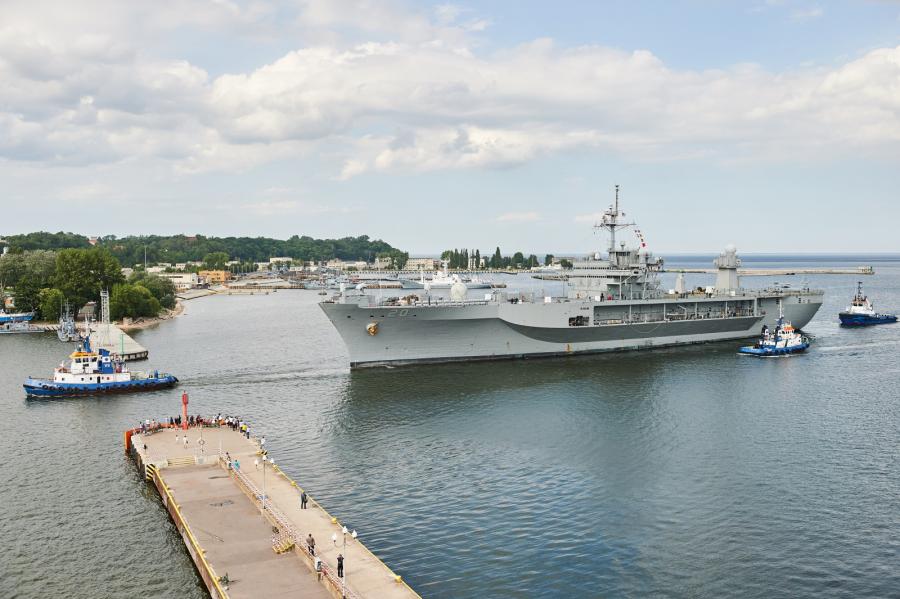 AMERYKAŃSKI OKRĘT USS MOUNT WHITNEY ZAWINĄŁ DO GDYNI